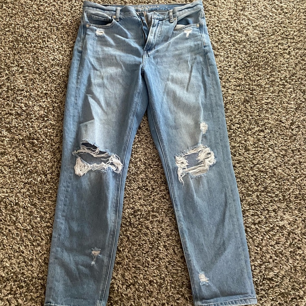 American Eagle Mom Jeans